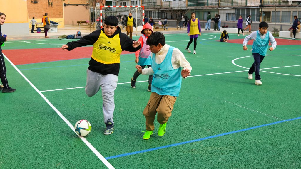 “En Fútbol Más he aprendido lo que es el machismo y el racismo y a ayudar a las personas que se sienten mal”